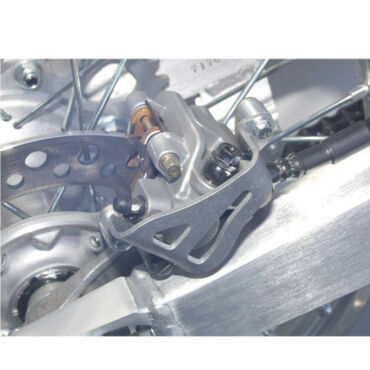 Защита заднего суппорта Works Connection Honda CR125R (1995 1997), CR250R (1995 1996), Kawasaki KLX400 (2003 2004) Suzuki RM125 (1996 2000), RM250 (1996 2000), DRZ400E S (2000 2005 - миниатюра 2