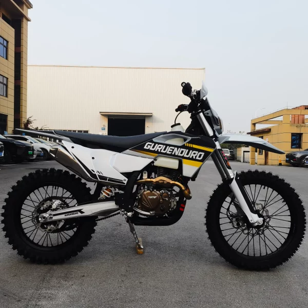 Мотоцикл Guruenduro air LITE HUS 2026 белый - фото 7
