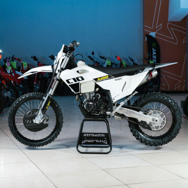 Мотоцикл кроссовый Ajerra SAGAI C10 YB300H White 21 18 - миниатюра 1