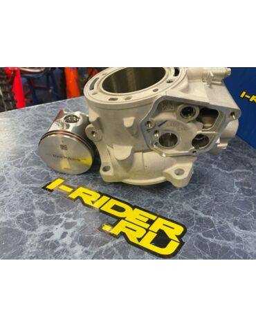 Цилиндр + поршень KTM OEM A45030138000 A45030438000 EXC 300 2024+