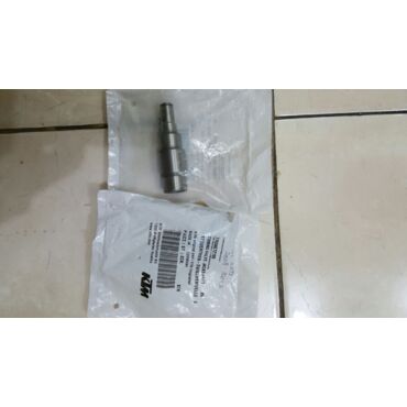 Вал помпы KTM SXF250 08 12 EXCF250 08 13 - миниатюра 2