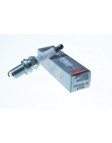 Свеча зажигания иридиевая Honda RVT1000R 00 01 NGK (FR9BI 11)