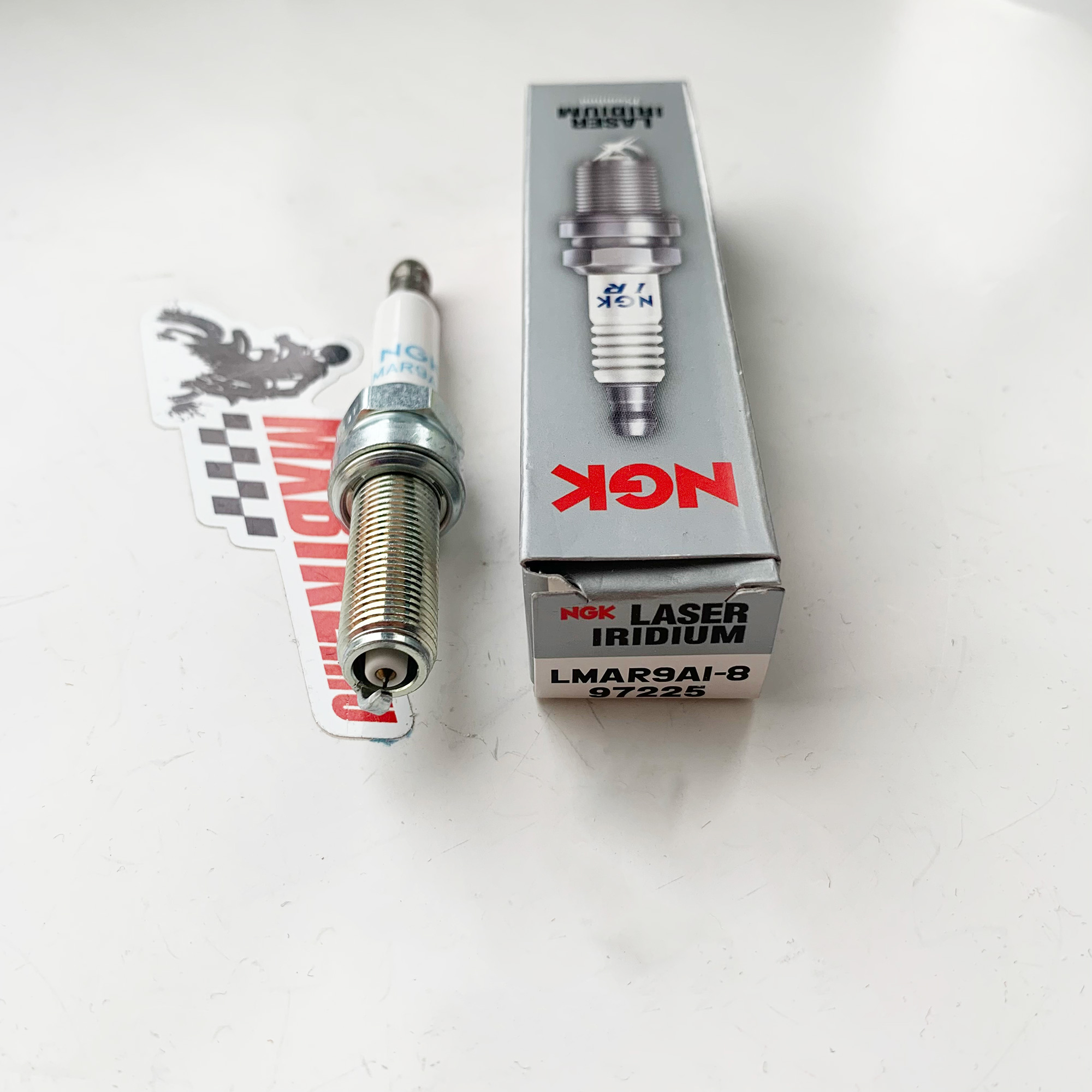 Свеча зажигания иридиевая NGK (LMAR9AI 8) KTM 250SX F 13- ; 350SX F 11- ; 350EXC F 12 16 / Husqvarna FC250 450 14- / GasGas MC F250 450 21- - фото 12