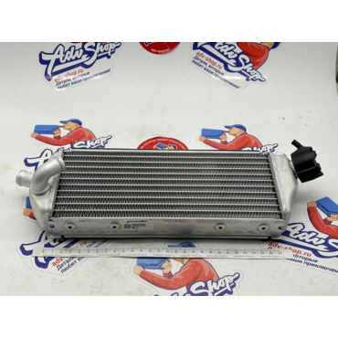 KTM Radiator right радиатор правый SX SXF 125 450 23-> // TBI EXC / EXCF 24-> ( A46035008000 ) - миниатюра 2