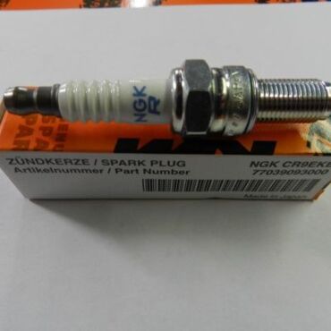 Свеча зажигания (CR9EKB) KTM 250SX F 05 12; 250EXC F 06 13; 450SX F 07 12 - миниатюра 1