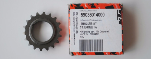 Звезда коленвала 18 зубов KTM 400 -525 00 07