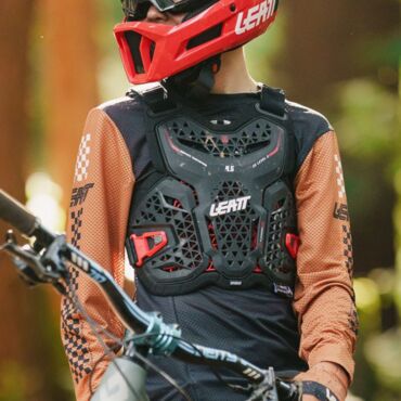 Leatt Защита панцирь подростковый Chest Protector 4.5 Hybrid V26 Black - миниатюра 5